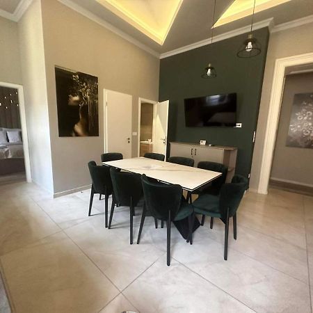 Orangehomes High Class 4 Bedroom Apartment Budapest Exterior foto