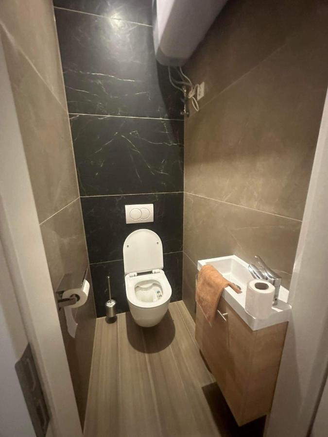 Orangehomes High Class 4 Bedroom Apartment Budapest Exterior foto